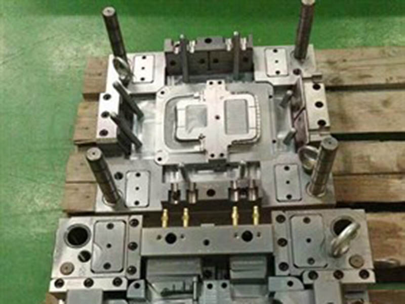 盐源模具制造-06